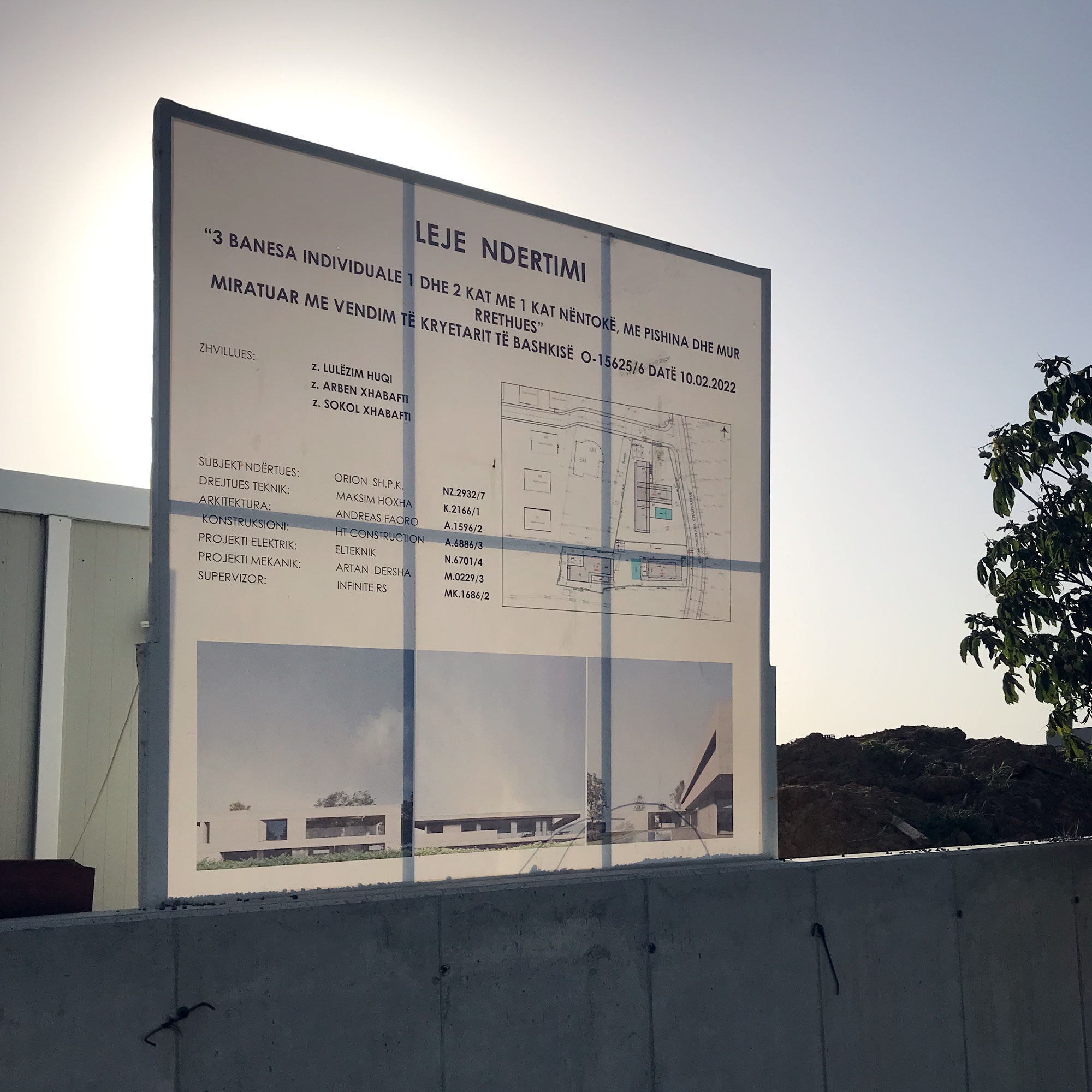 Villa LM, Villa AX and Villa JS are under construction. Three Independent villas with exclusive use of land and private swimming pools in Tirana hills.
